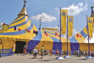 Photographie du cirque du Soleil, Montréal, 2010
